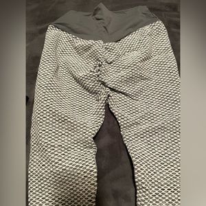 Tik Tok Scrunch Leggings